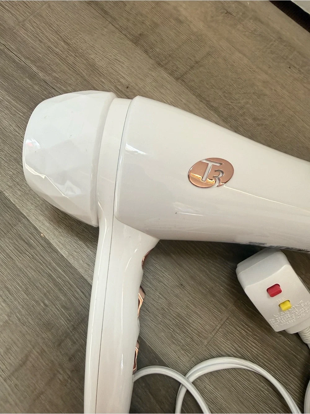 T3 Featherweight blow dryer